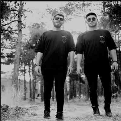 آهنگ هنوز اون گلی رو که دادی بهم دارمش جلو خورشید میزارمش خوشکید ولی دوست دارمش