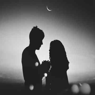 آهنگ هرچه ماندم خبری از تو نیامد من از این بی خبری