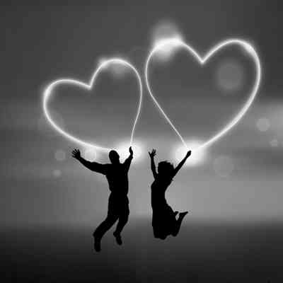 آهنگ هرچی که از عشق گفتی عاقبت انکار کردی مگه تو مرهم نبودی تو مرا بیمار کردی