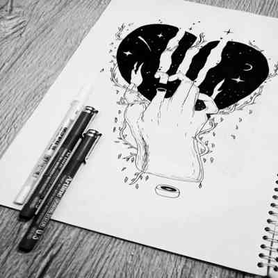 آهنگ تو دفتر نقاشیام باهات قرار گذاشتم قشنگ ترین رنگو واسه چشات کنار گذاشتم