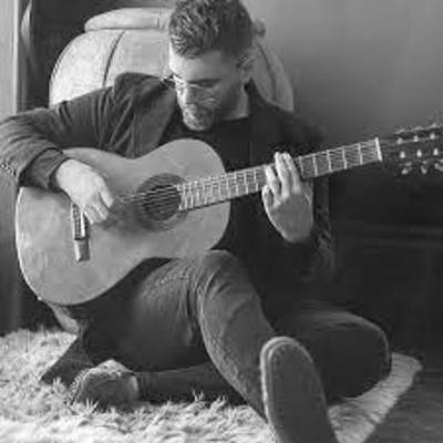 آهنگ نفهمیدم چی بودی به جون من افتادی که من هنوزم گیجم