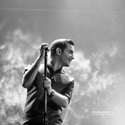 دانلود آهنگ محسن یگانه بخند بالاترین کیفیت ممکن