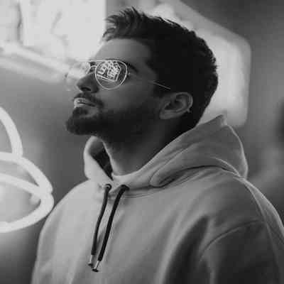 آهنگ اینم از تو که رفتی بدجور حتی بدون یه معذرت دور شدی گفتی که مصلحت بود‌