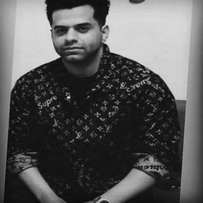 آهنگ جان من رها به سوی تو شد نگاه من اسیر موی تو شد