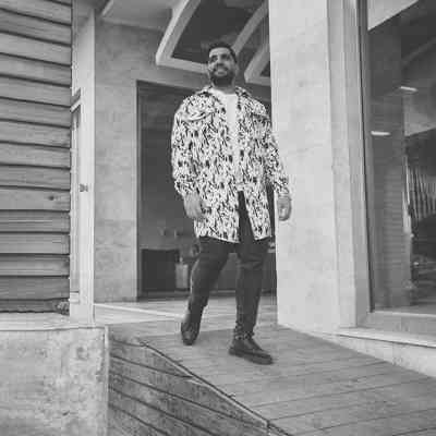 آهنگ وصلم بهت حس میکنم تا میگیره از من دلت تو محشری تو هنوز نیمده از دنیا سری