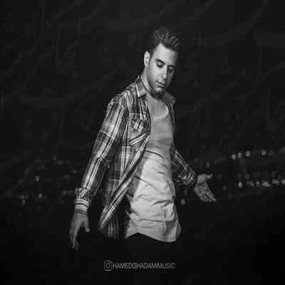 آهنگ یه جوری به تو وابسته شدم که مثل دیوونه ها میشم بدونت