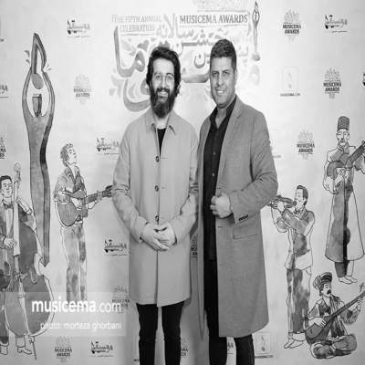 آهنگ مگه میشه اون روزا رو تو الان یادت بره مگه آدم عشقشو میتونه عذابش بده