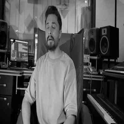 آهنگ خسته م از دنیا در مونده و تنها نه حالی مونده باقی نه امید واسه فردا موجوع قلبی راغب