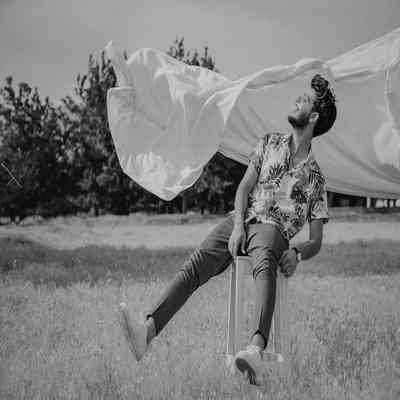 آهنگ چشای مشکیت عزیزم کار داده دست من باز