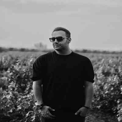 آهنگ شدم آدم بده حالم بده کجایی الان که خاطراتمونو بارون زده کجایی مهدی جهانی