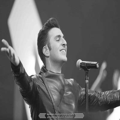 آهنگ بدجوری قفلم دیوونه میشم وقتی که یادش میوفتم