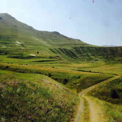 آهنگ آتیشو روشن کن دیگه بیا پیک بزنیم